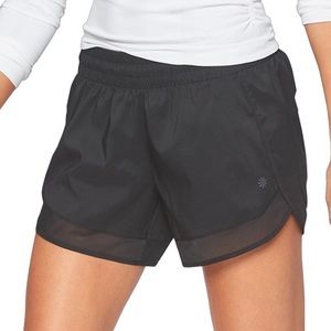 Athleta Mesh Race Runner Black Shorts 4” Size Large